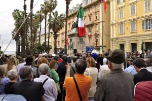 Il momento della cerimonia dell'inaugurazione